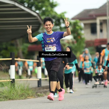 Runner Photo 8278663