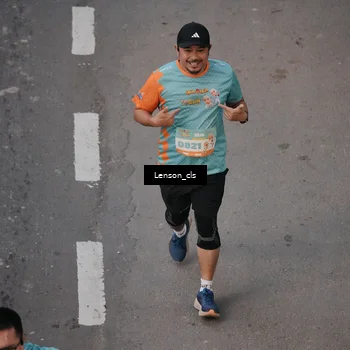 Runner Photo 8278711