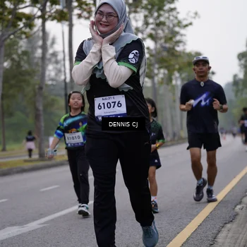 Runner Photo 8278712