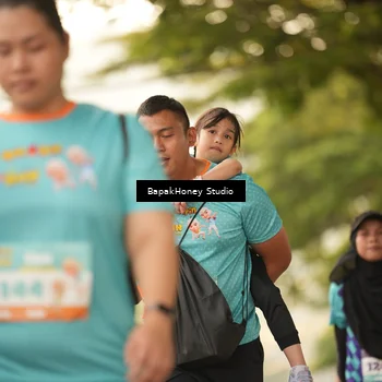 Runner Photo 8278789