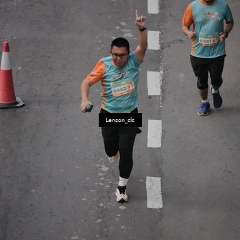 Runner Photo 8278810
