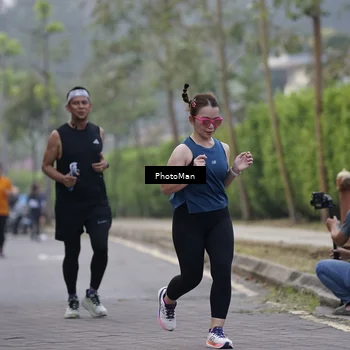 Runner Photo 8278843