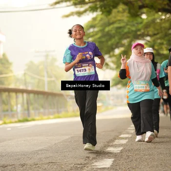 Runner Photo 8278926