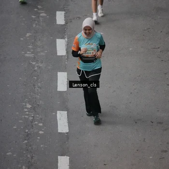 Runner Photo 8279001