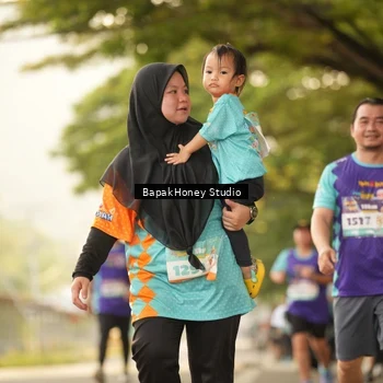 Runner Photo 8279004