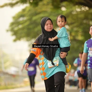 Runner Photo 8279009