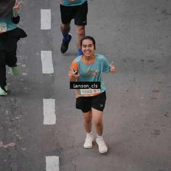 Runner Photo 8279010