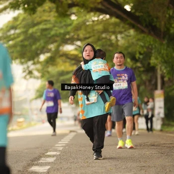 Runner Photo 8279021