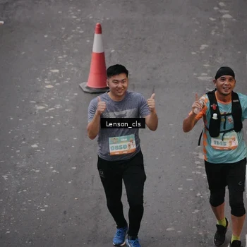 Runner Photo 8279030