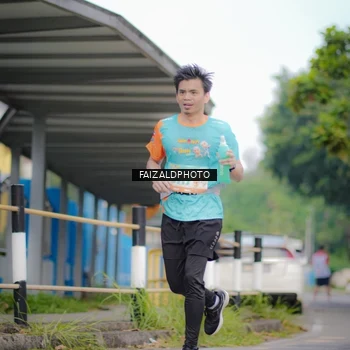 Runner Photo 8279033