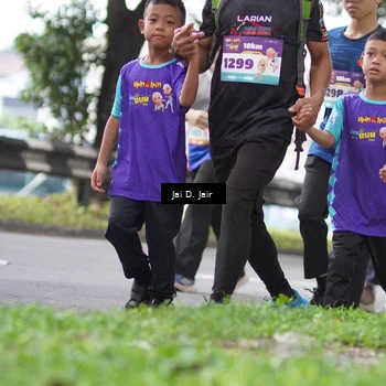 Runner Photo 8279075