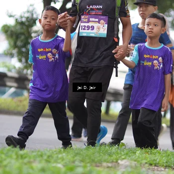Runner Photo 8279081