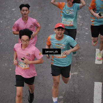Runner Photo 8279083