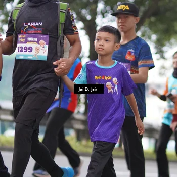 Runner Photo 8279158