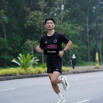 Runner Photo 8279164