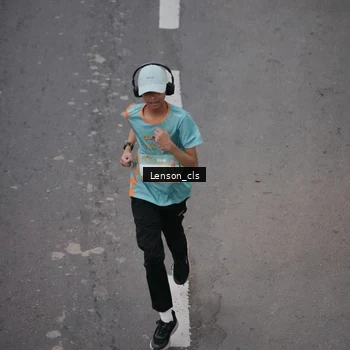 Runner Photo 8279239