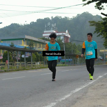 Runner Photo 8279353