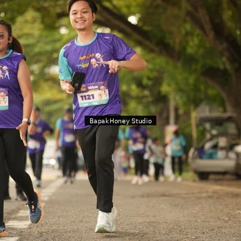 Runner Photo 8279418