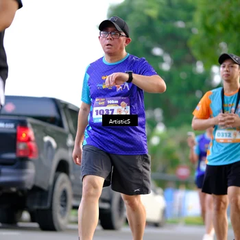 Runner Photo 8279475
