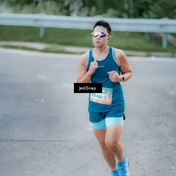 Runner Photo 8279501