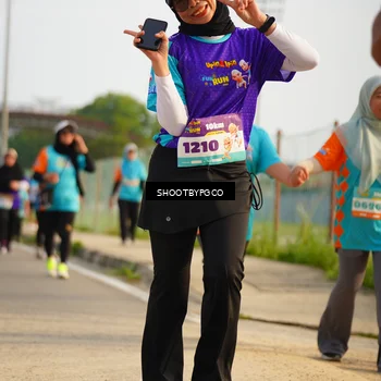 Runner Photo 8279502