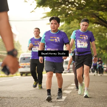 Runner Photo 8279646