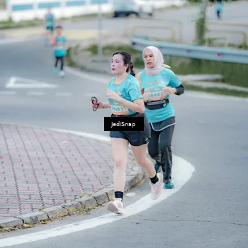 Runner Photo 8279670