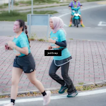 Runner Photo 8279709