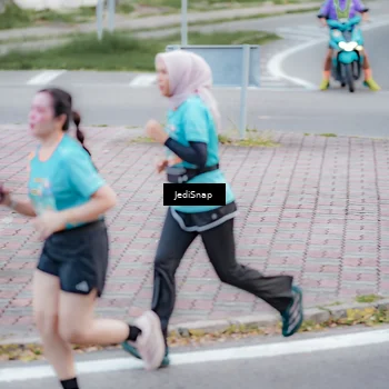 Runner Photo 8279716