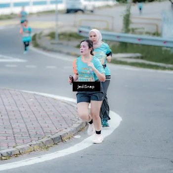 Runner Photo 8279727