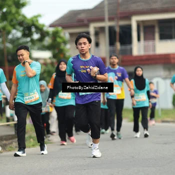 Runner Photo 8279775