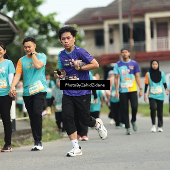 Runner Photo 8279792