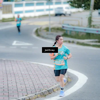 Runner Photo 8279844