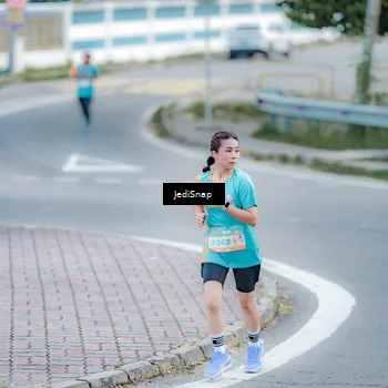 Runner Photo 8279855