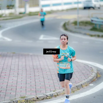 Runner Photo 8279856