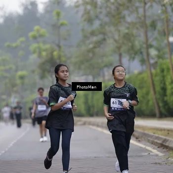 Runner Photo 8279865