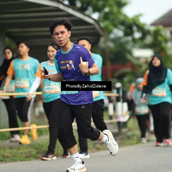 Runner Photo 8279875