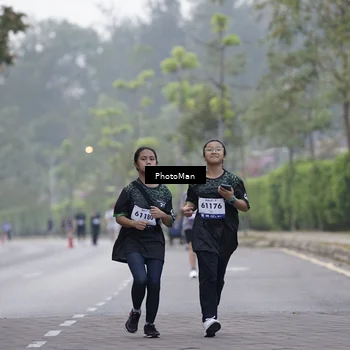 Runner Photo 8279878