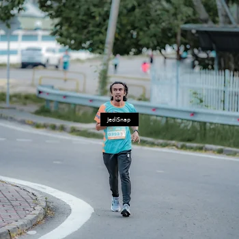 Runner Photo 8279925