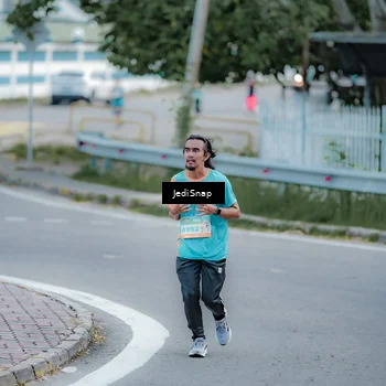 Runner Photo 8279937