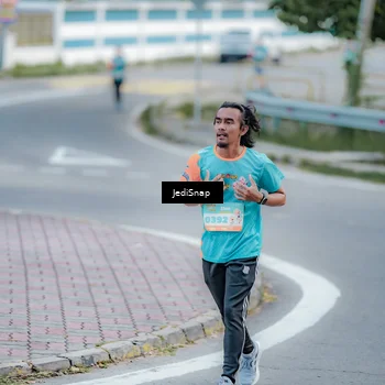 Runner Photo 8279991