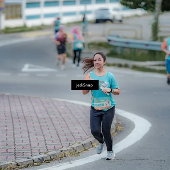 Runner Photo 8280050