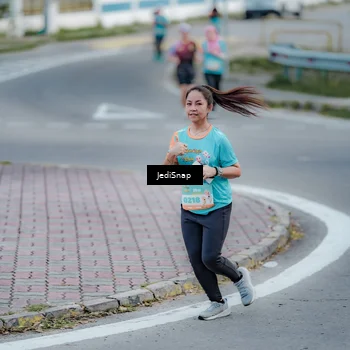 Runner Photo 8280058