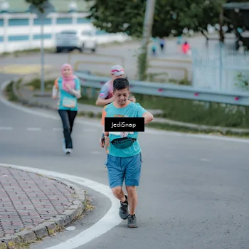 Runner Photo 8280120