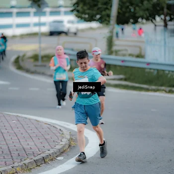 Runner Photo 8280125