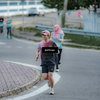 Runner Photo 8280154
