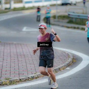 Runner Photo 8280175