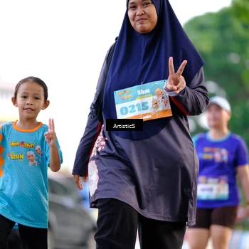 Runner Photo 8280200