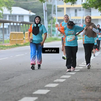 Runner Photo 8280211