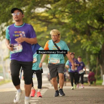 Runner Photo 8280257